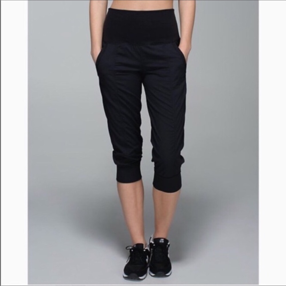 GUC lululemon in flux size 6